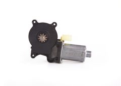 BOSCH 0130821438 — Motor macara geam