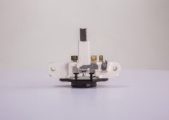 BOSCH 1197311214 — Регулятор напряжения генератора
