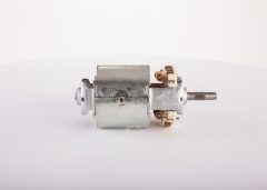 BOSCH F006MG030F — Motor electric ventilație habitaclu