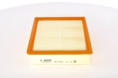 BOSCH F026400555 — Filtru de aer