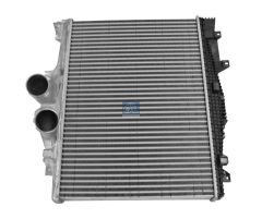 DT Spare Parts 4.63716 — Intercooler