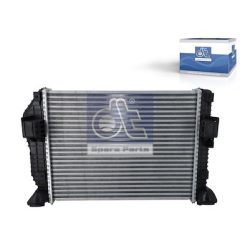 DT Spare Parts 4.63717 — Intercooler