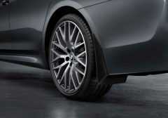 BMW 82162413633 — Apărătoare de noroi